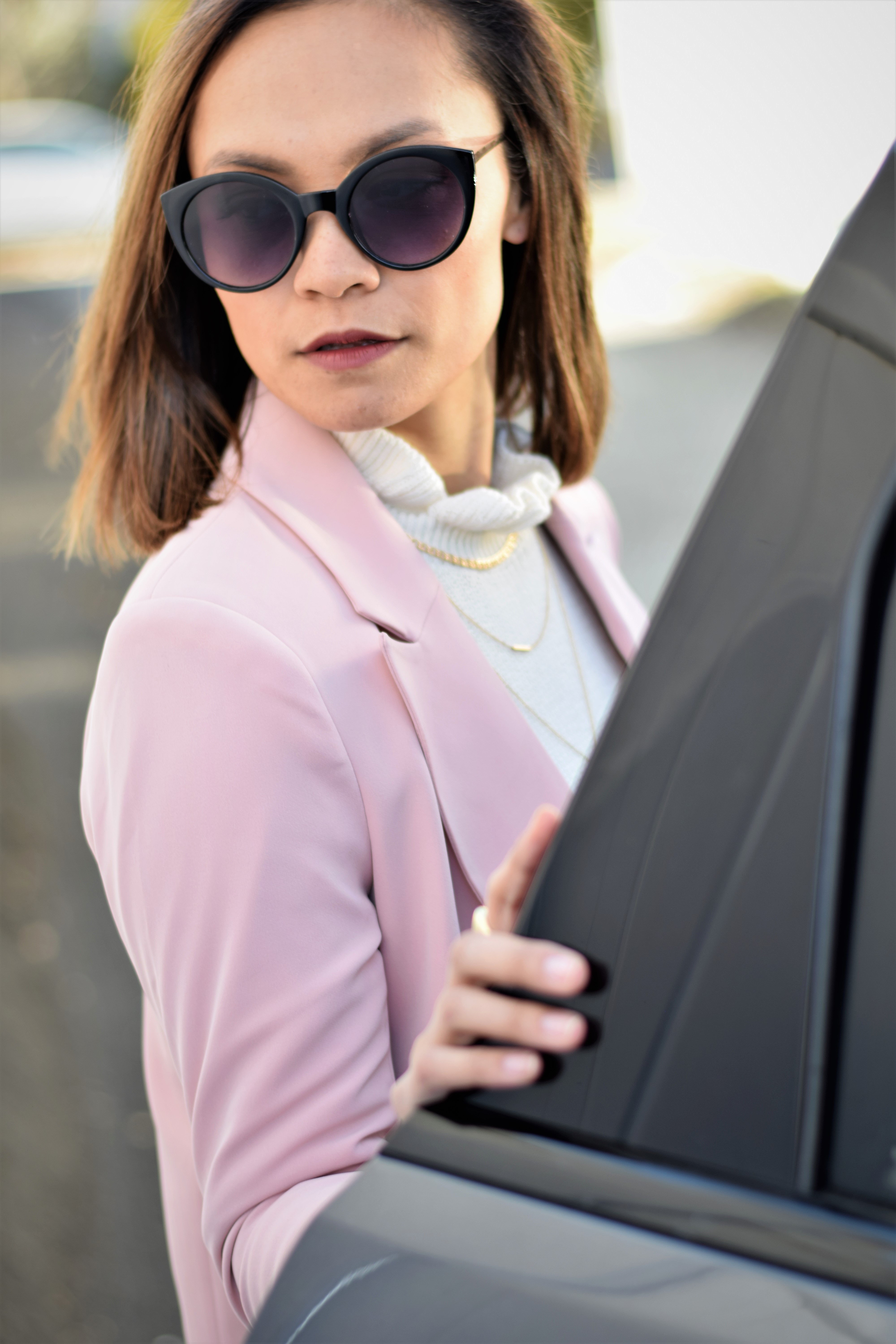 PinkSuit_2021April_7